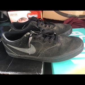 Used Nike SB
